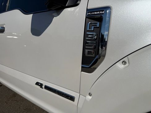 Used 2019 Ford F350 Platinum w/ Platinum Ultimate Package image 9