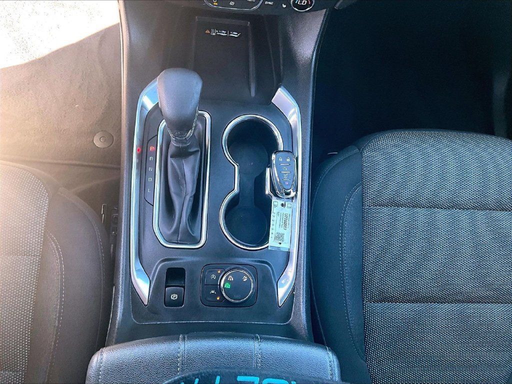 Used 2023 Chevrolet Traverse LT w/ Midnight/Sport Edition AWD/4WD image 20