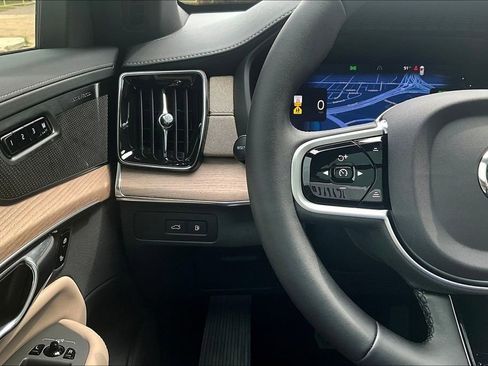 New 2026 Volvo XC90 T8 Ultra AWD/4WD image 24