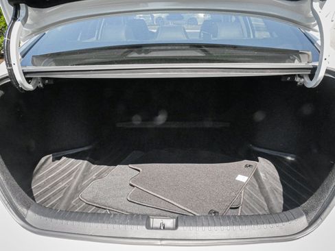 Certified 2023 Honda Accord EX image 32