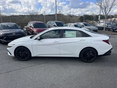 New 2026 Hyundai Elantra SEL Sport image 4