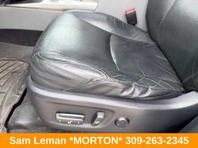 Used 2011 Toyota 4Runner SR5 w/ Premium Pkg w/Leather AWD/4WD image 5