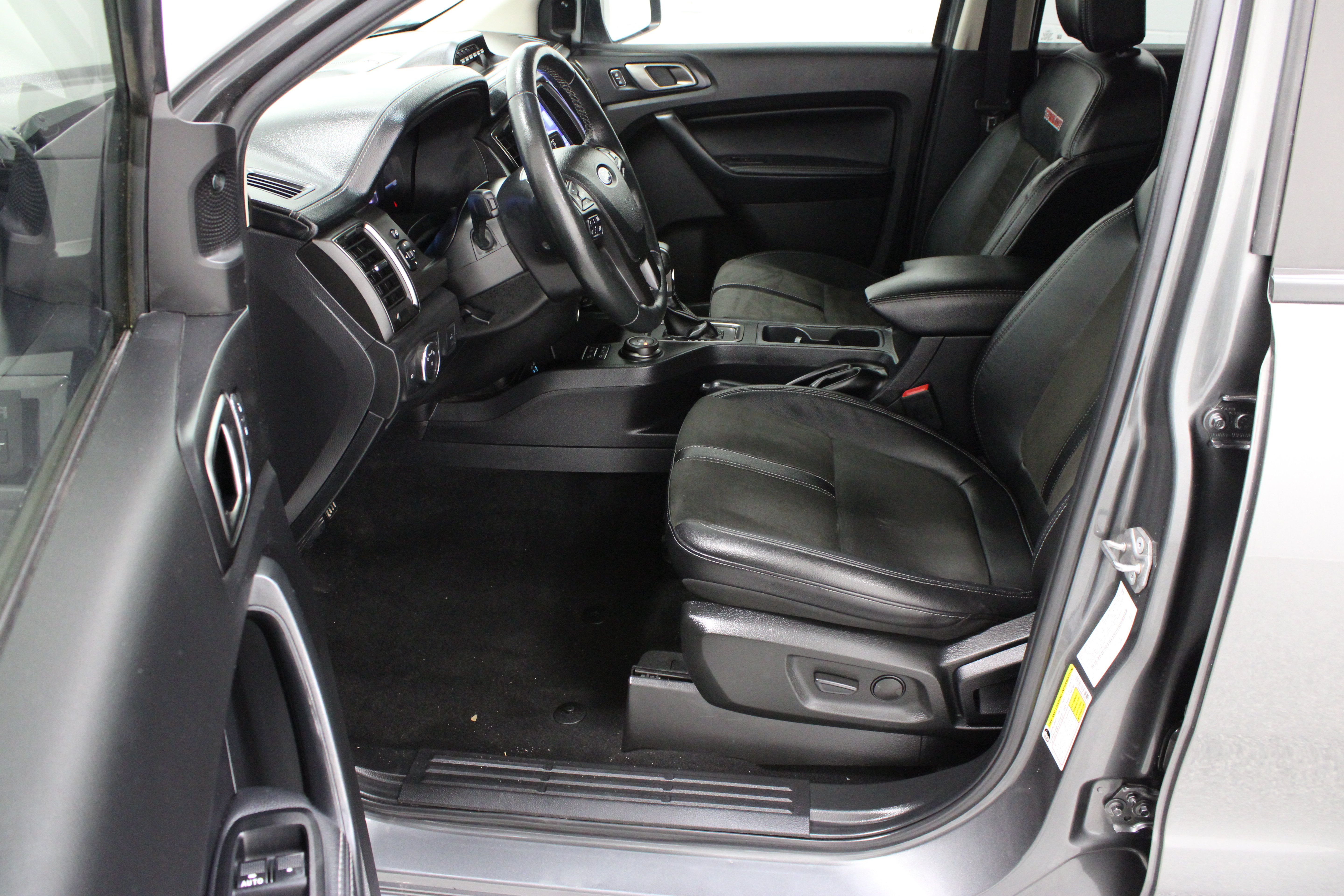 Used 2022 Ford Ranger Lariat w/ Tremor Off-Road Package AWD/4WD image 16