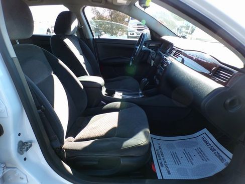 Used 2011 Chevrolet Impala LT image 10