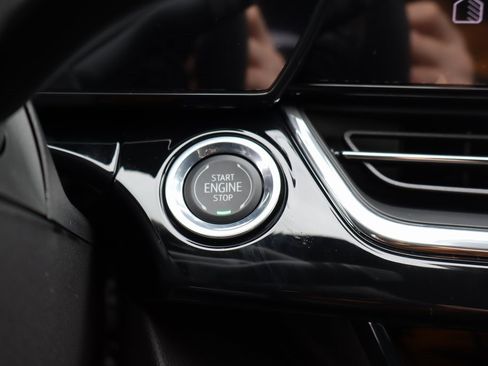 New 2026 Chevrolet Trax RS w/ Sunroof Package image 19