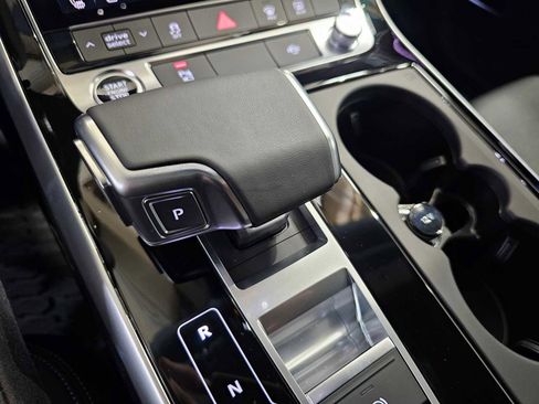 New 2025 Audi Q8 Premium Plus image 29