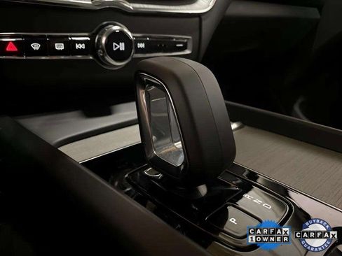 Used 2025 Volvo XC60 B5 Plus image 56