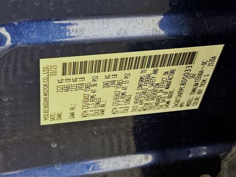 Used 2023 Nissan Rogue S image 12