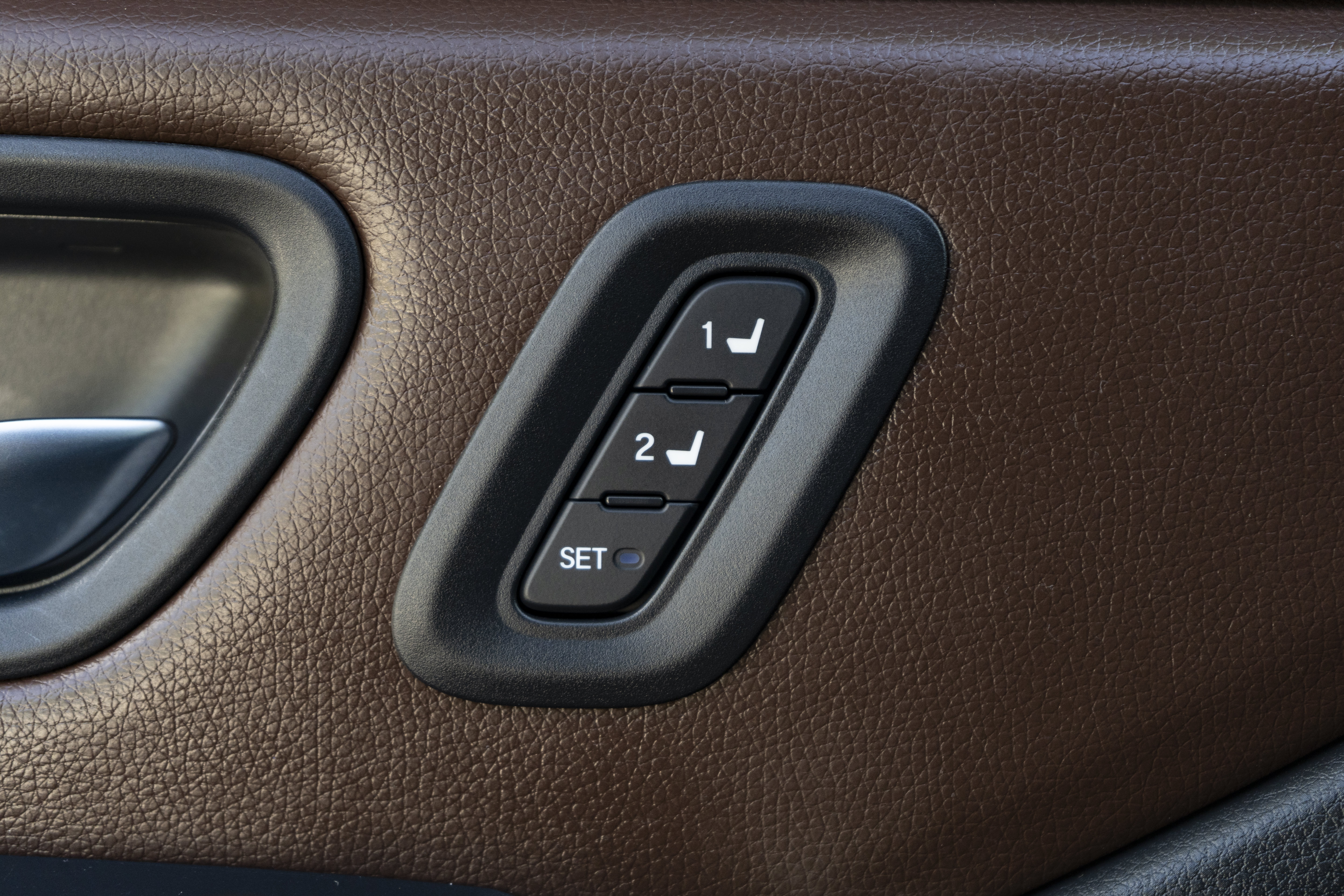Certified 2025 Honda Pilot Elite image 39
