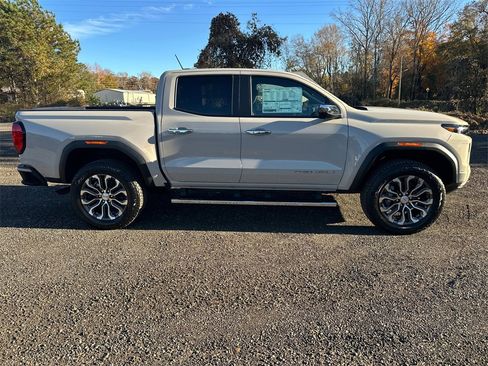 Used 2026 GMC Canyon Denali image 5