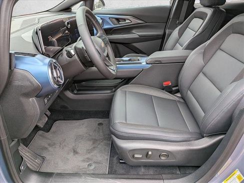New 2026 Chevrolet Equinox EV LT FWD image 15