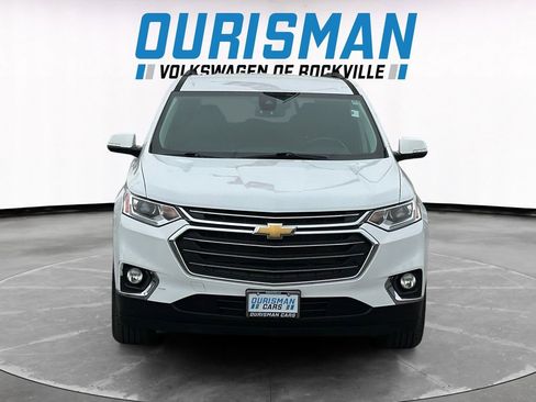 Used 2020 Chevrolet Traverse LT image 8