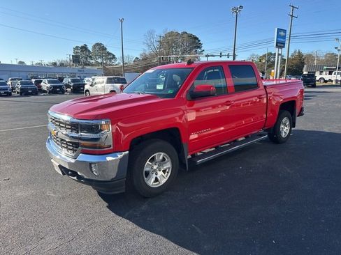 Used 2018 Chevrolet Silverado 1500 LT w/ All Star Edition image 25