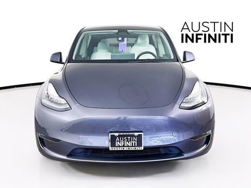Used 2022 Tesla Model Y Long Range AWD/4WD image 2