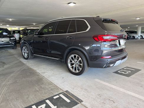 Used 2023 BMW X5 xDrive40i image 2