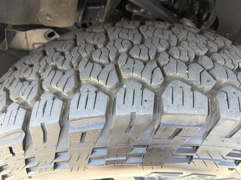 Used 2025 Ford F150 Tremor w/ Equipment Group 402A High AWD/4WD image 14