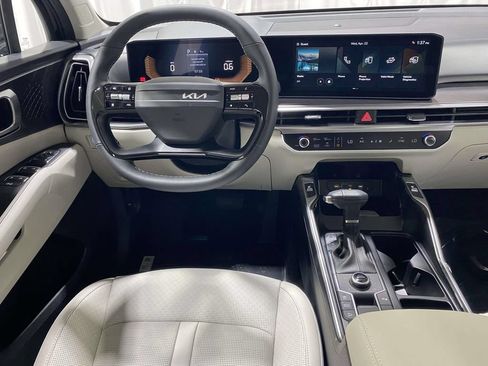 New 2026 Kia Sorento S AWD/4WD image 10
