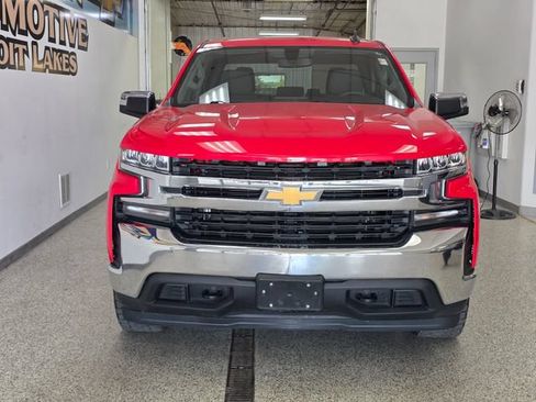 Used 2020 Chevrolet Silverado 1500 LT AWD/4WD image 2