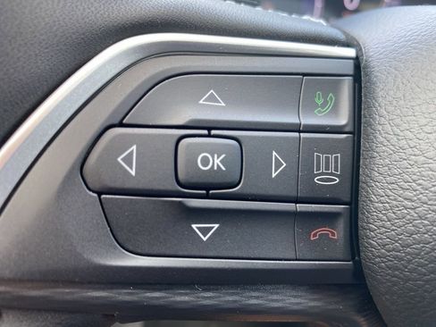 New 2025 Jeep Grand Cherokee L Altitude AWD/4WD image 30