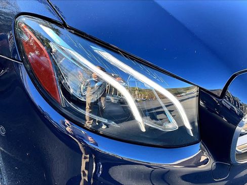 Used 2018 Mercedes-Benz E 300 image 27