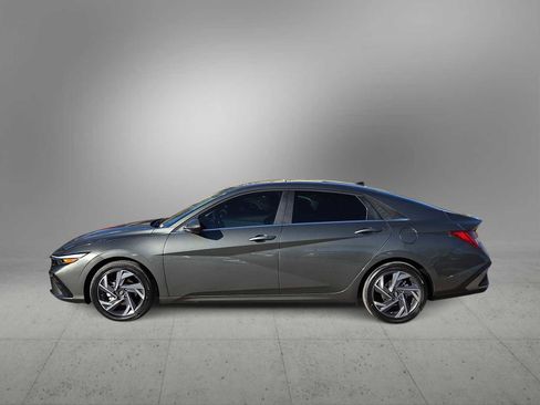 New 2026 Hyundai Elantra Limited image 5