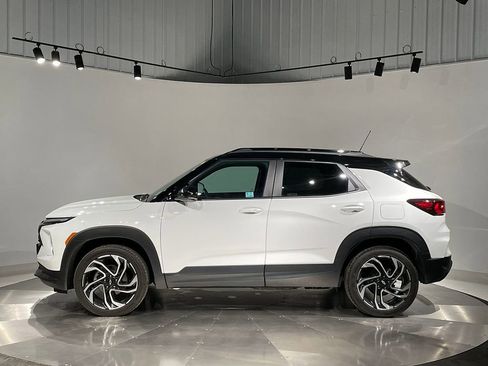 Used 2024 Chevrolet TrailBlazer RS w/ Convenience Package image 16