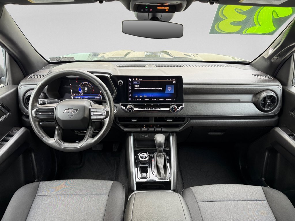 Used 2023 Chevrolet Colorado Trail Boss AWD/4WD image 11