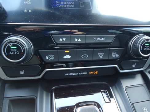 Used 2020 Honda CR-V Touring image 19