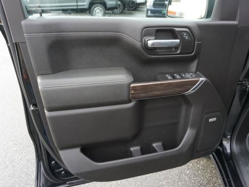 Used 2020 Chevrolet Silverado 1500 RST w/ All-Star Edition AWD/4WD image 6