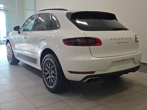 Used 2015 Porsche Macan Turbo AWD/4WD image 4