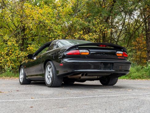 Used 1997 Chevrolet Camaro SS w/ SS Alteration Pkg image 37