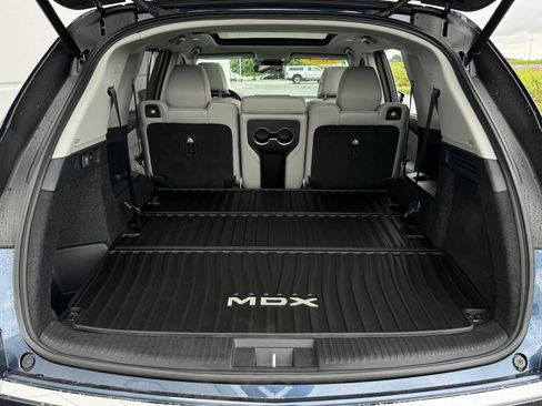 Used 2025 Acura MDX SH-AWD w/ Technology Package image 21