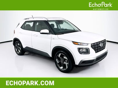 Used 2025 Hyundai Venue SEL