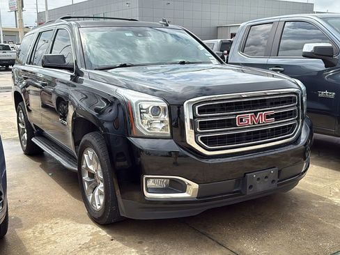 Used 2017 GMC Yukon SLT w/ Open Road Package AWD/4WD image 2