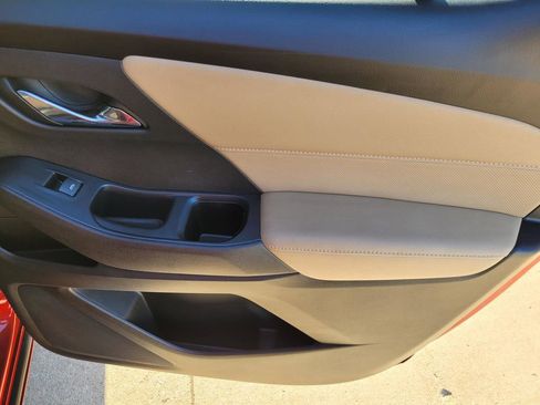 Used 2022 Chevrolet Traverse Premier image 13