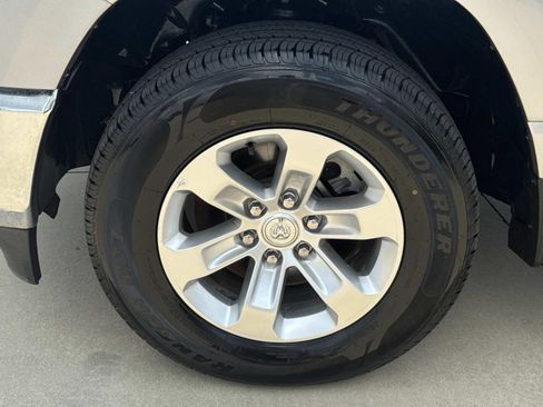 Used 2024 RAM 1500 Laramie RWD image 4