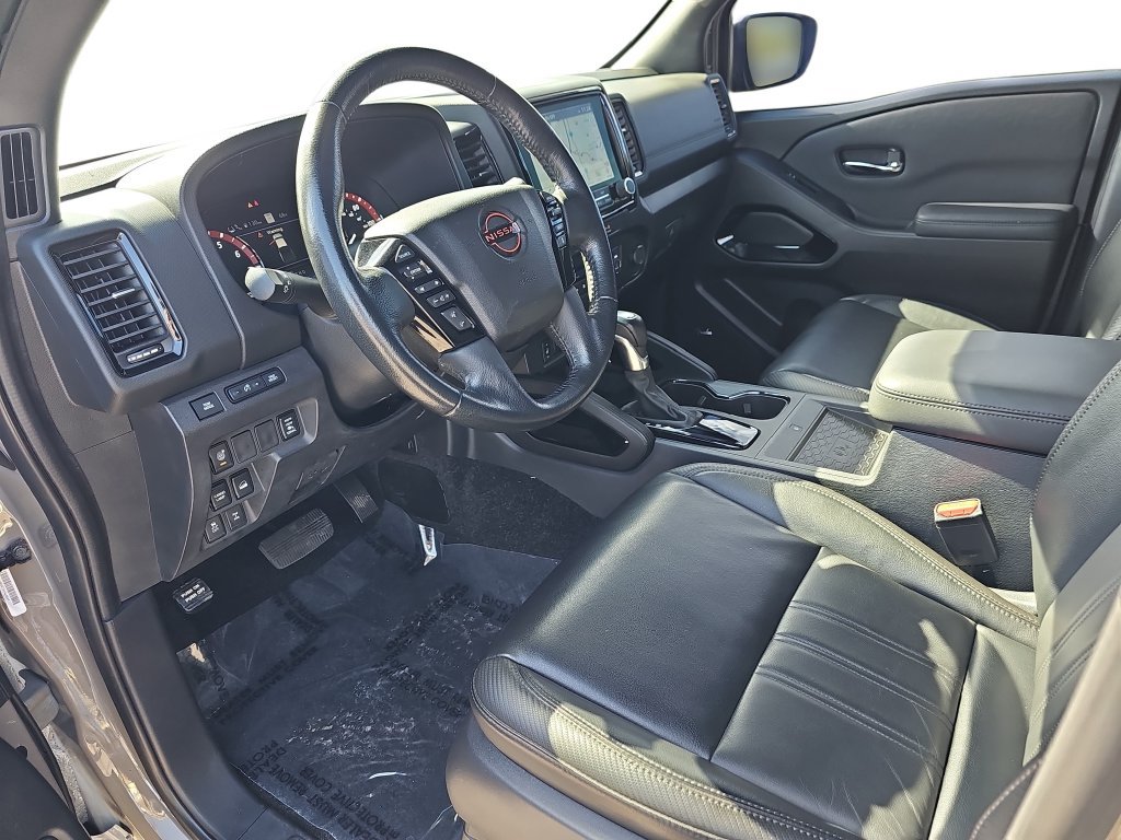 Used 2022 Nissan Frontier PRO-4X w/ Pro-4X Premium Package AWD/4WD image 16