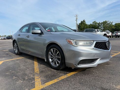Used 2020 Acura TLX FWD image 4