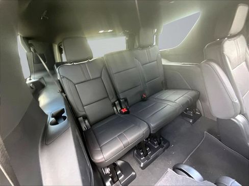 Used 2025 Chevrolet Tahoe RST w/ Comfort Package AWD/4WD image 28