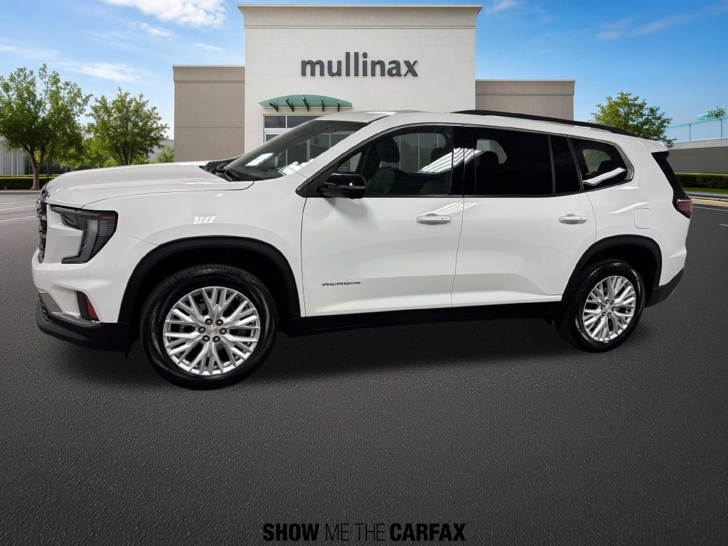 Used 2026 GMC Acadia Elevation w/ Elevation Premium Package FWD image 9