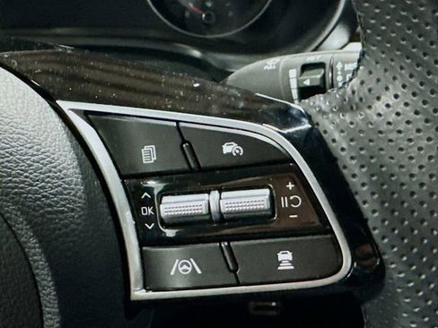 Used 2024 Kia Forte GT-Line w/ GT-Line Premium Package image 17