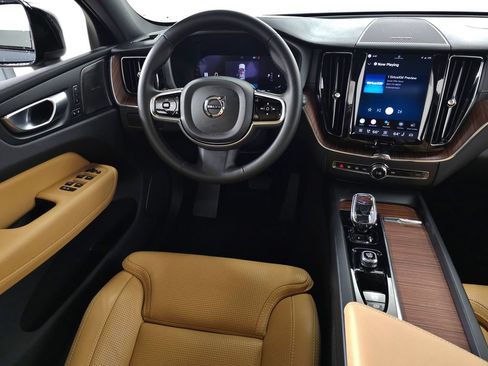 Certified 2024 Volvo XC60 B5 Ultimate AWD/4WD image 21