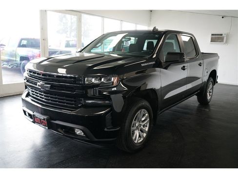 Used 2021 Chevrolet Silverado 1500 RST w/ Bed Protection Package image 3