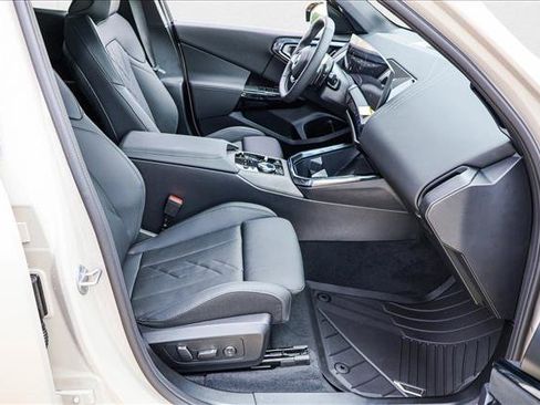 Used 2026 BMW X3 xDrive30 w/ Convenience Package image 25