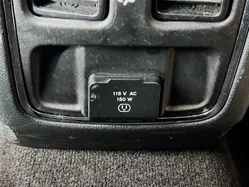 Used 2019 Jeep Grand Cherokee Altitude AWD/4WD image 35