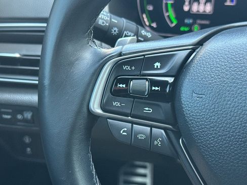 Used 2022 Honda Accord Sport image 25