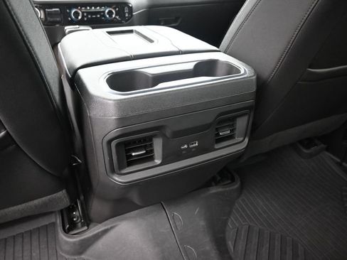Used 2022 Chevrolet Silverado 1500 LT Trail Boss w/ Convenience Package II AWD/4WD image 22
