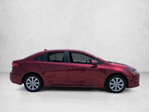 Used 2024 Toyota Corolla LE FWD image 4