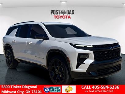 Used 2025 Chevrolet Traverse RS