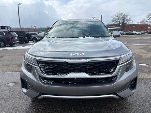 Used 2022 Kia Seltos EX image 10